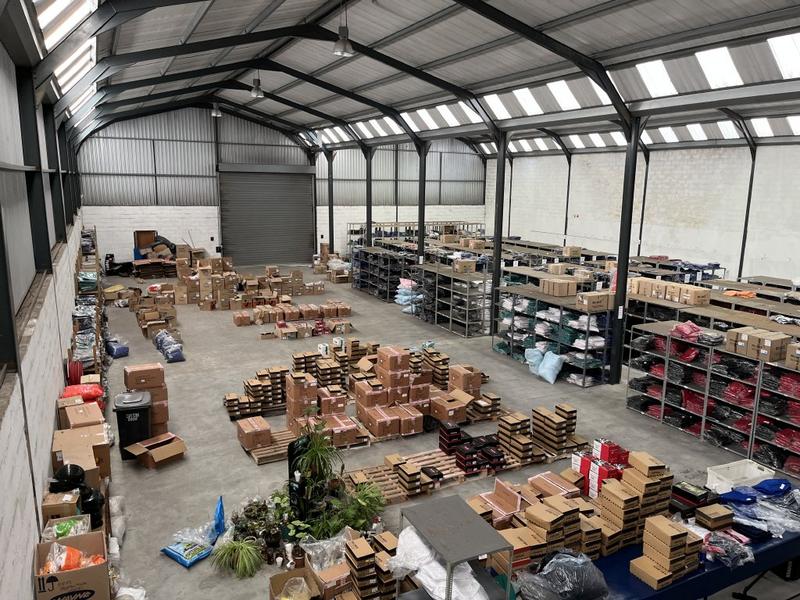 To Let commercial Property for Rent in Maitland Western Cape